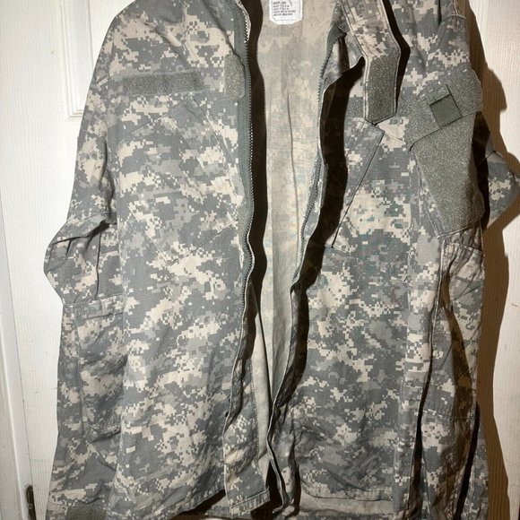 Men's Coat Army Combat Uniform Digital Camouflage Size Med-Long - Picture 3 of 5